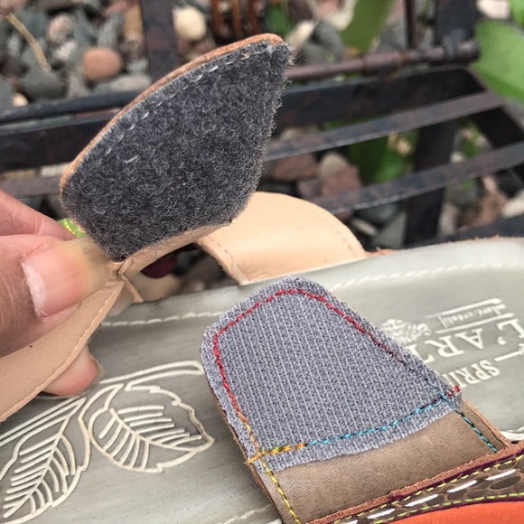 🐲💙 L’ARTISTE by Spring Step Pillow Grey Leather Sandal - Picture 6 of 14